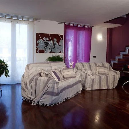 A Casa Di Elena *